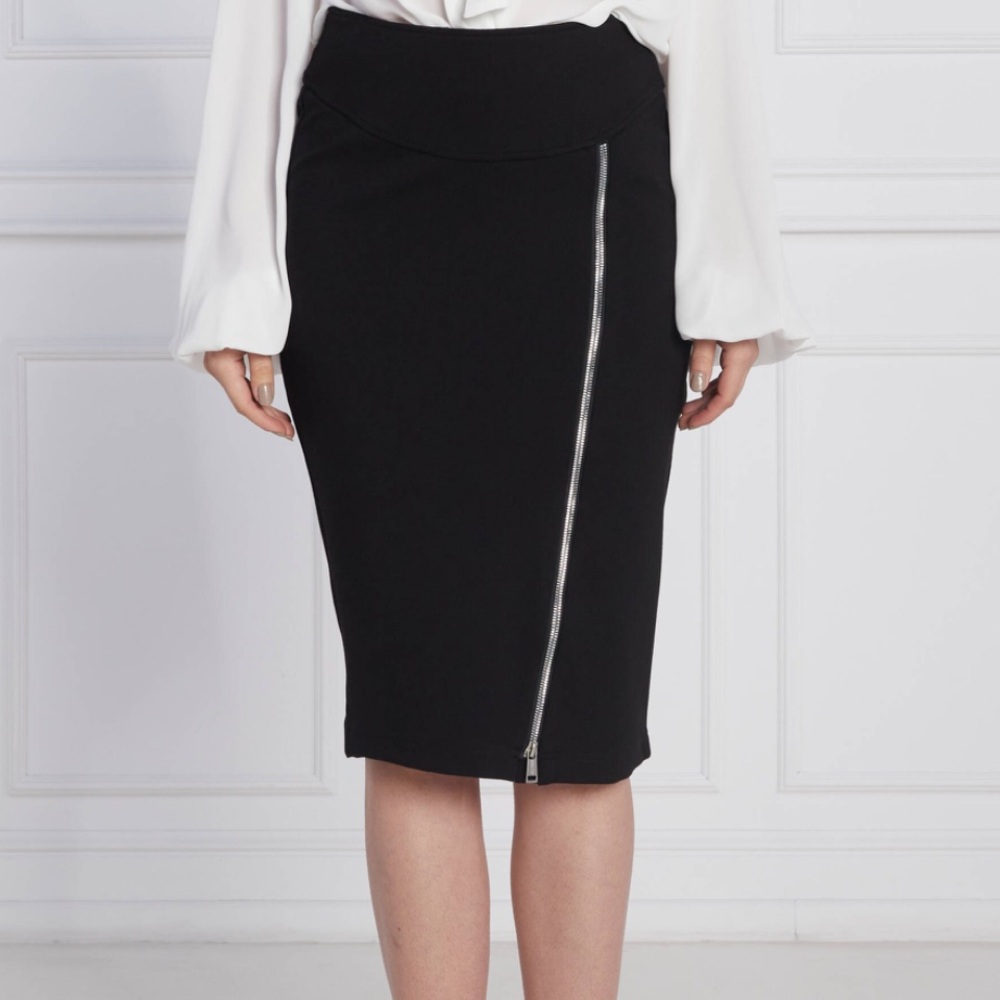 Guess Sz Large Charlene Black Pencil Skirt with Diagonal Zipper • NEW!